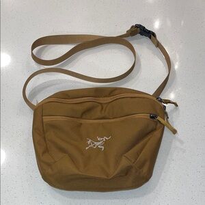 Arc'teryx Tan Belt Bag